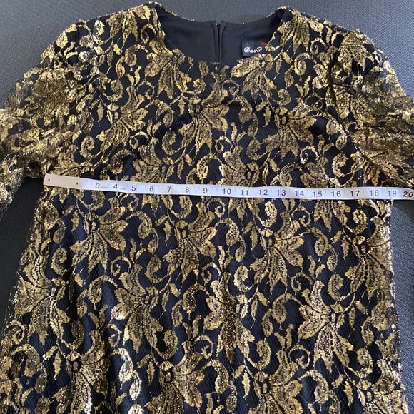 Vintage Black & Gold Dress - Picture 9 of 11